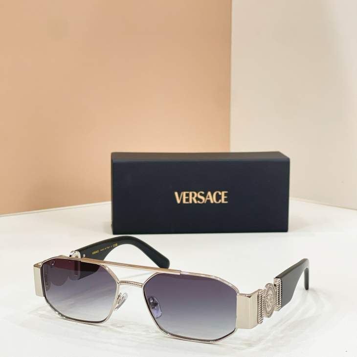 Picture of Versace Sunglasses _SKUfw80235952fw